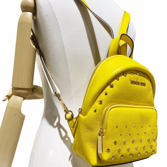 Bundle Michael Kors Convertible Backpack + wallet - Picture 13 of 16